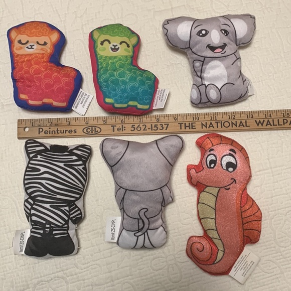 18 Food/Animal Printed Fabric Plushies - Picture 6 of 9